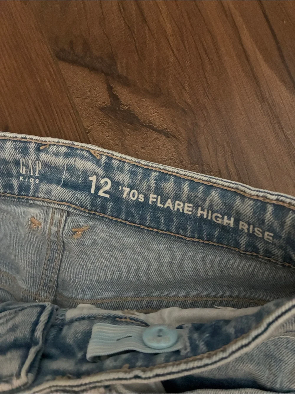 GAP Light Blue Butterfly Appliqué 70’s Flare High Rise Jeans